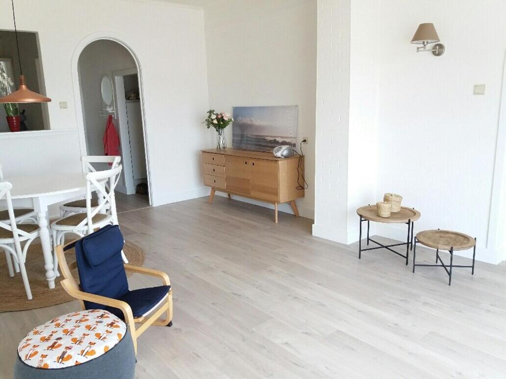 Spacious Bright On The Seawall In Zeebrugge Appartement *